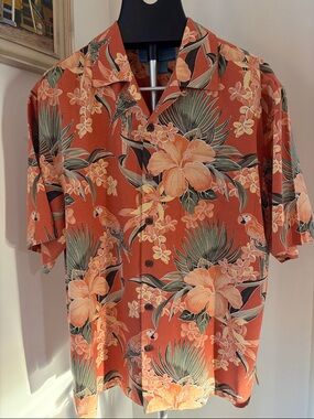 Bermuda Bay Floral Parrot Bird Hawaiian Silk Aloha Shirt Size Medium Tropical